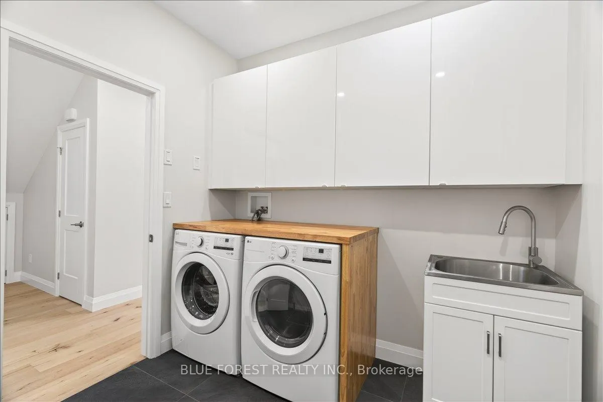 Photo 15 of 152 Maud Street, Central Elgin, Rural Central Elgin — HOMEH