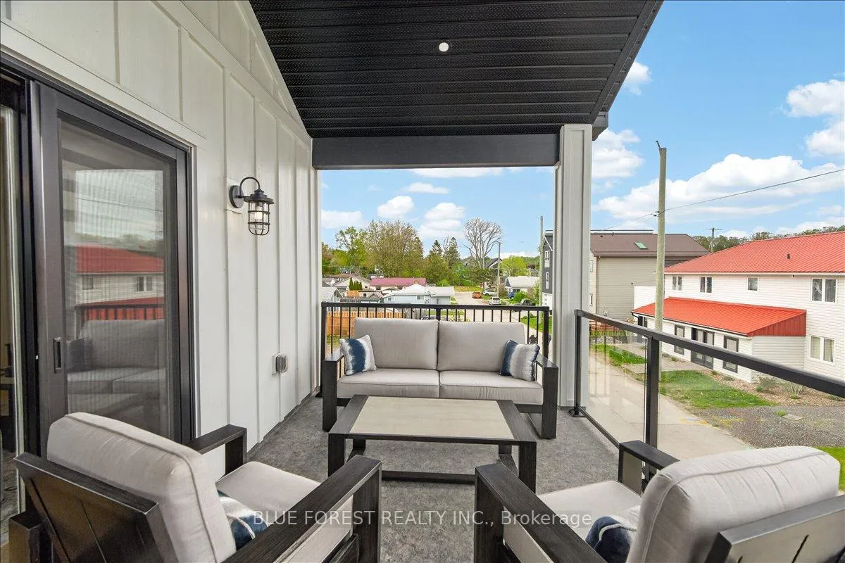 Photo 33 of 152 Maud Street, Central Elgin, Rural Central Elgin — HOMEH