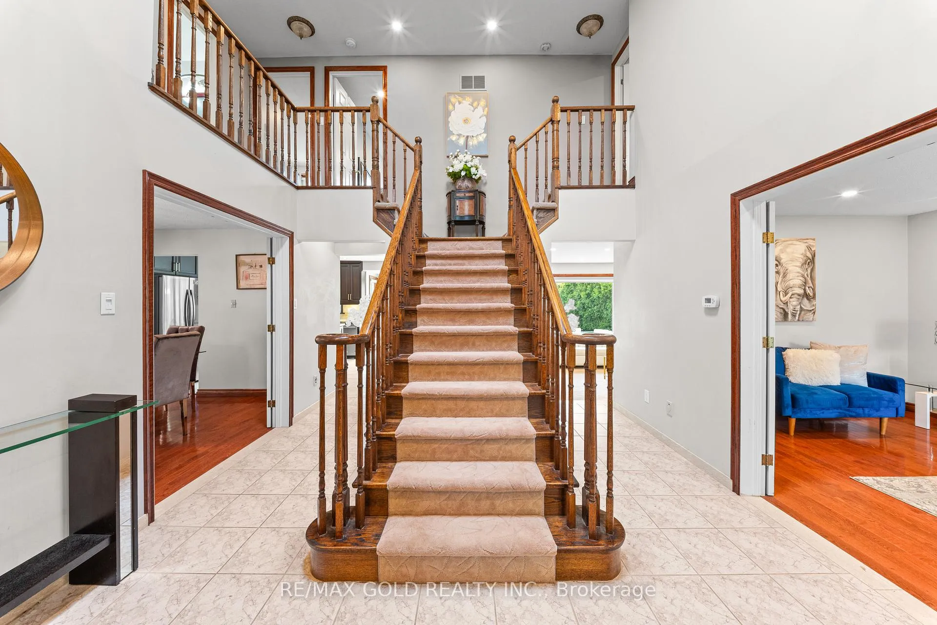 Photo 13 of 122 Barr Crescent, Brampton, Heart Lake East — HOMEH