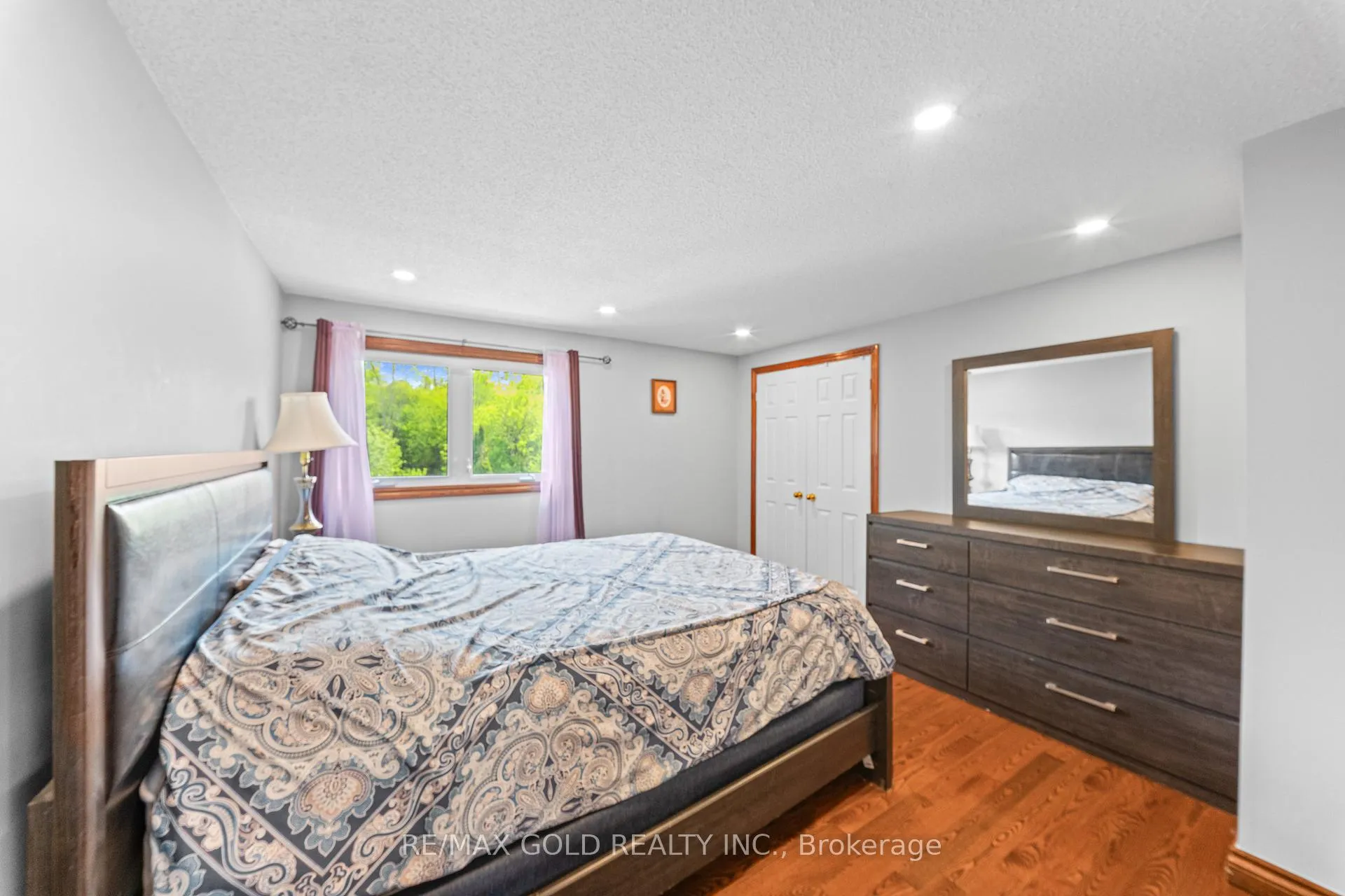 Photo 39 of 122 Barr Crescent, Brampton, Heart Lake East — HOMEH