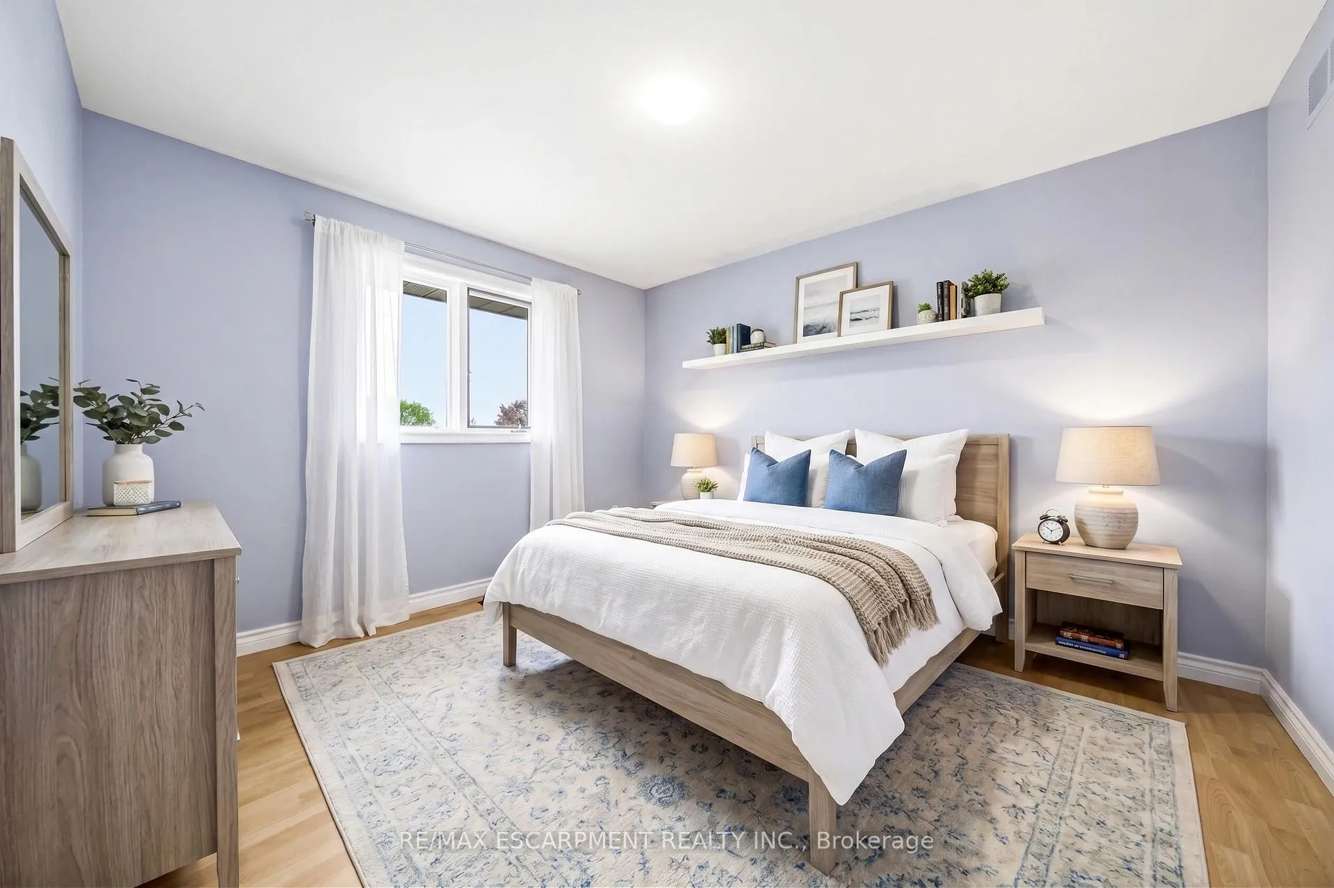 Photo 34 of 301 Parkwood Crescent, Hamilton, Thorner — HOMEH