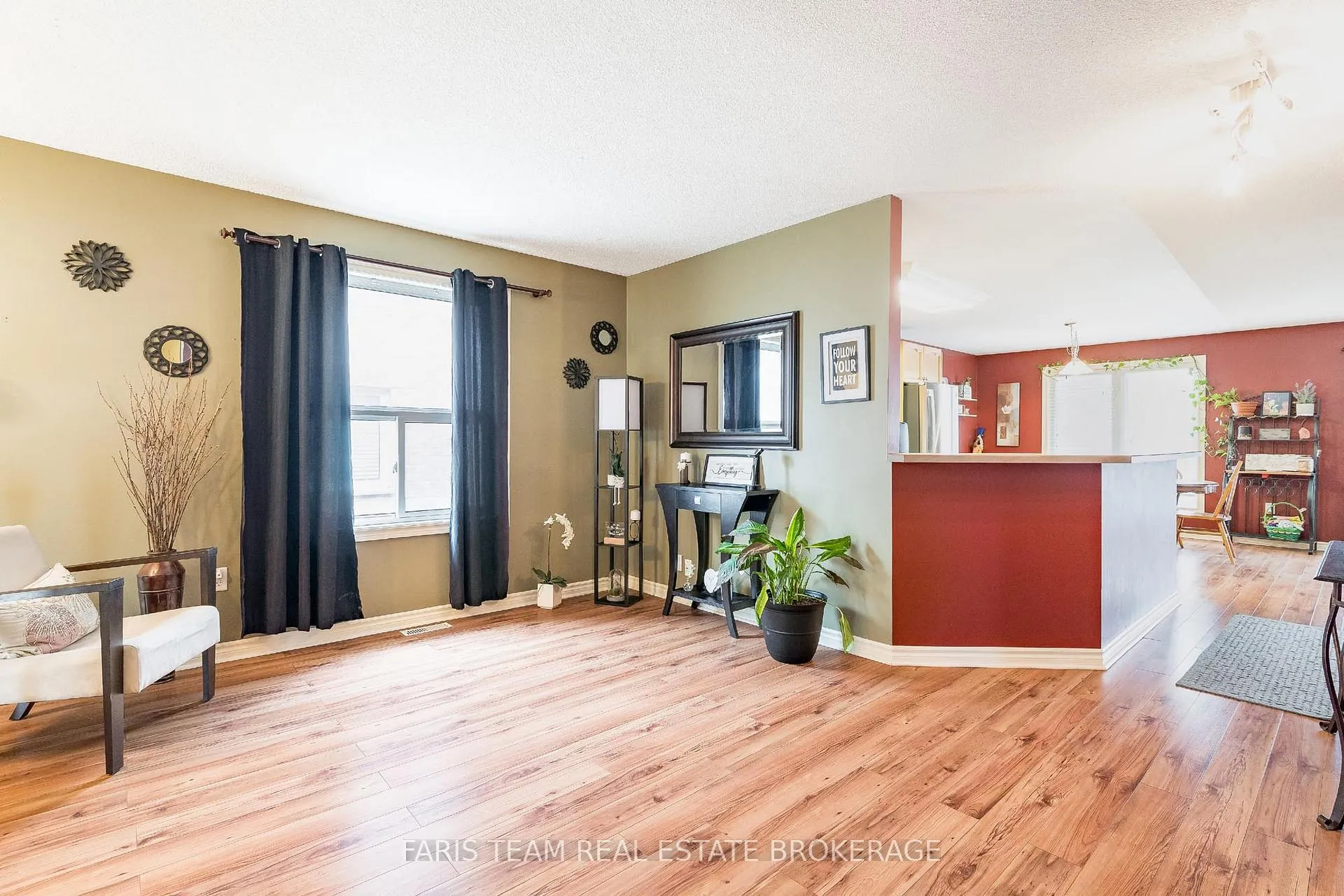 Photo 16 of 45 Hawkins Drive, Barrie, Ardagh — HOMEH