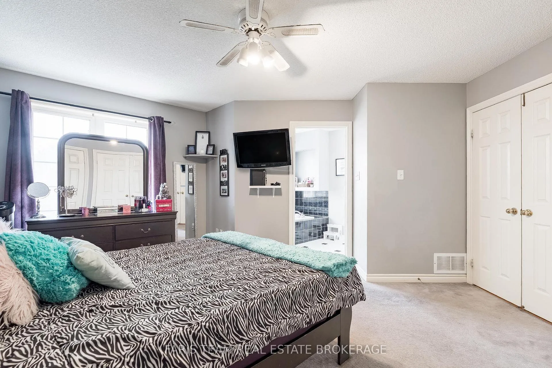 Photo 19 of 45 Hawkins Drive, Barrie, Ardagh — HOMEH