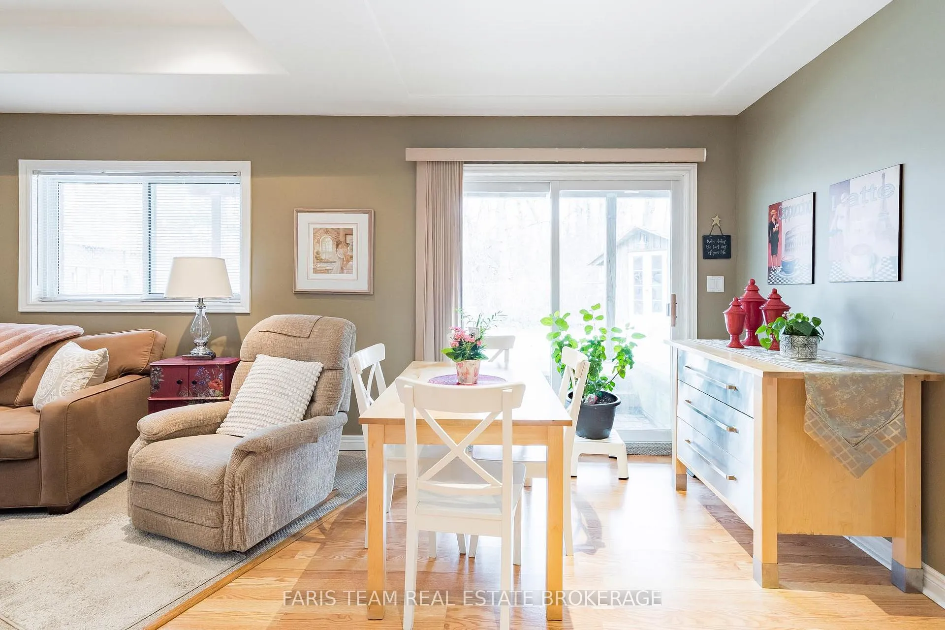 Photo 29 of 45 Hawkins Drive, Barrie, Ardagh — HOMEH