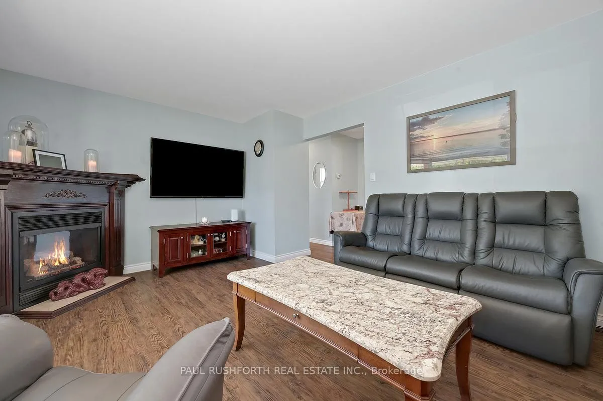 Photo 7 of 25 Seabrooke Drive, Ottawa, Kanata - Glencairn/Hazeldean — HOMEH