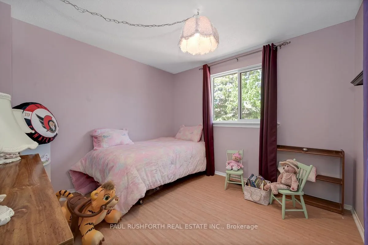 Photo 20 of 25 Seabrooke Drive, Ottawa, Kanata - Glencairn/Hazeldean — HOMEH