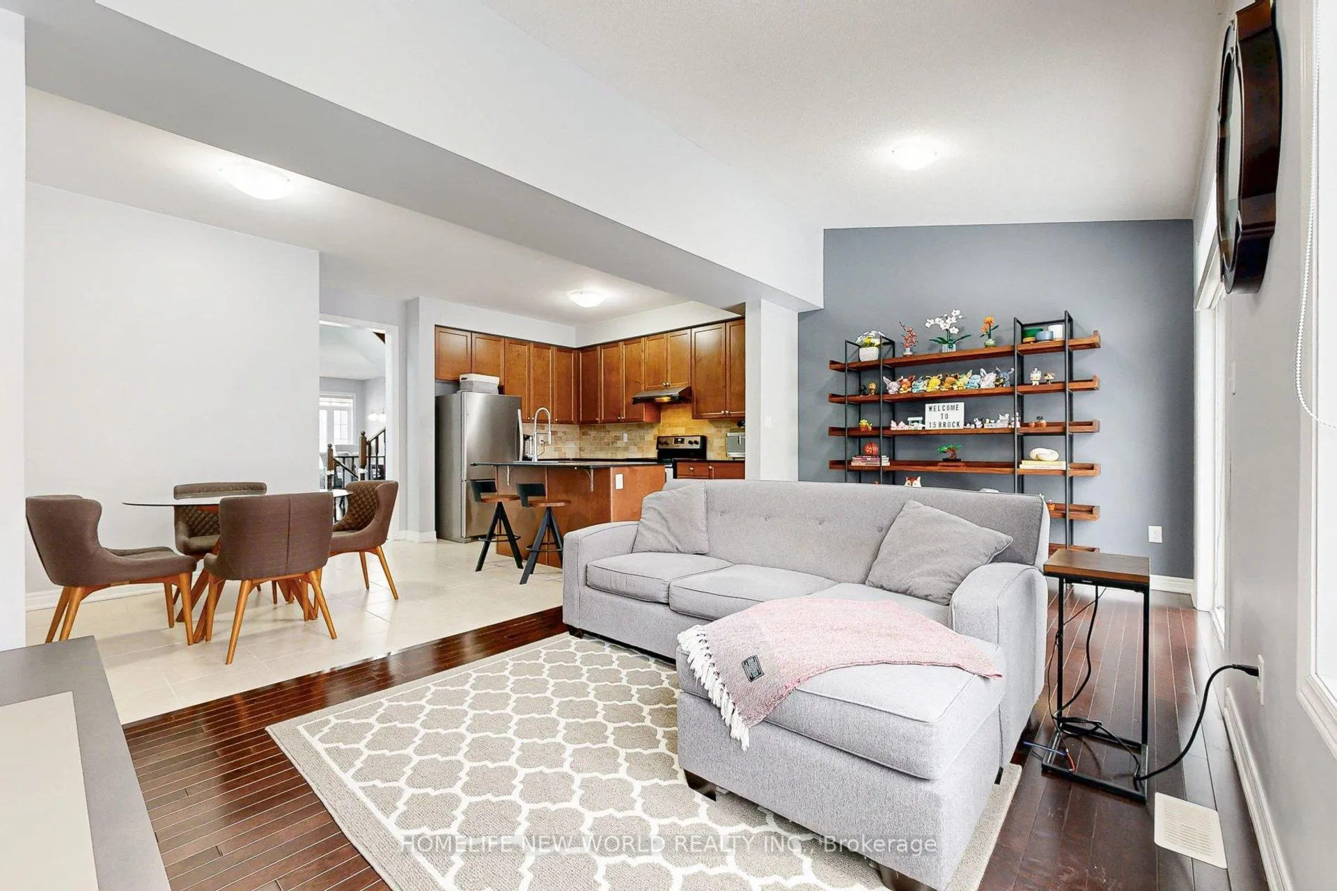 Photo 15 of 15 Brock Avenue, Markham, Berczy — HOMEH