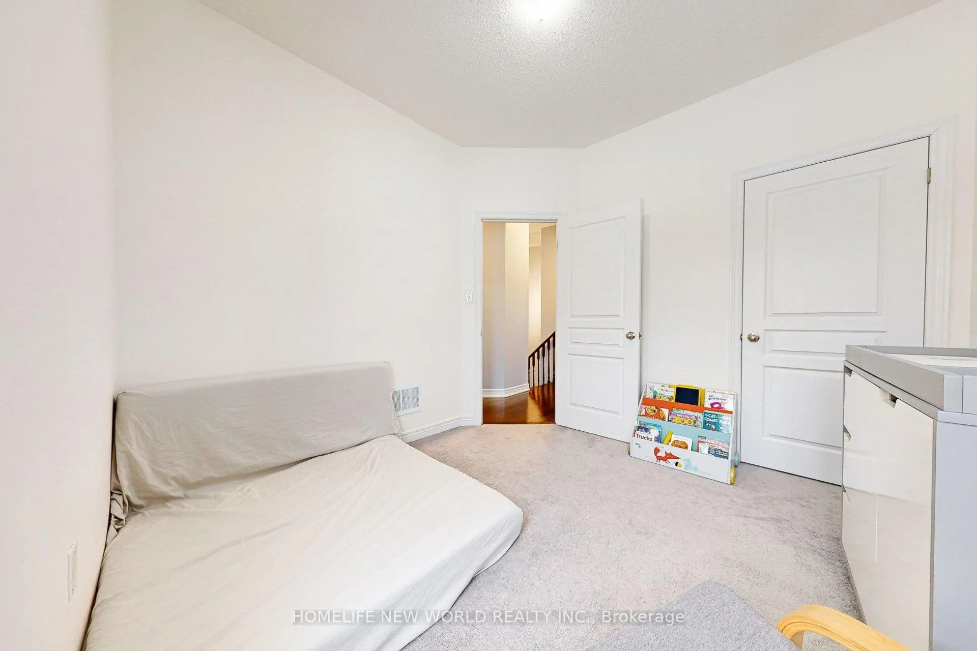Photo 28 of 15 Brock Avenue, Markham, Berczy — HOMEH