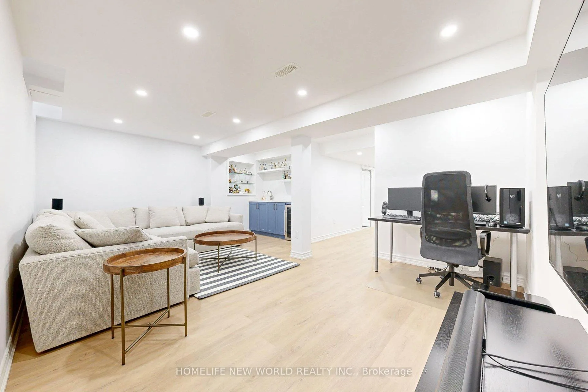 Photo 36 of 15 Brock Avenue, Markham, Berczy — HOMEH