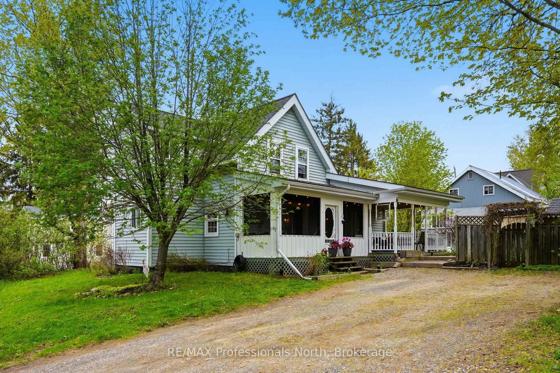 Photo 1 of 67 Young Street, Bracebridge, Macaulay — HOMEH