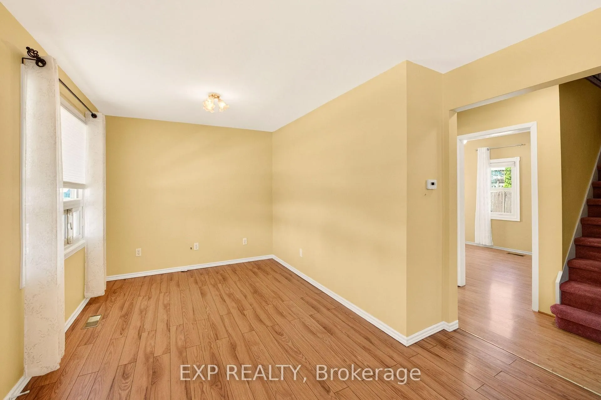 Photo 8 of 6441 Monroe Street, Niagara Falls, Dorchester — HOMEH