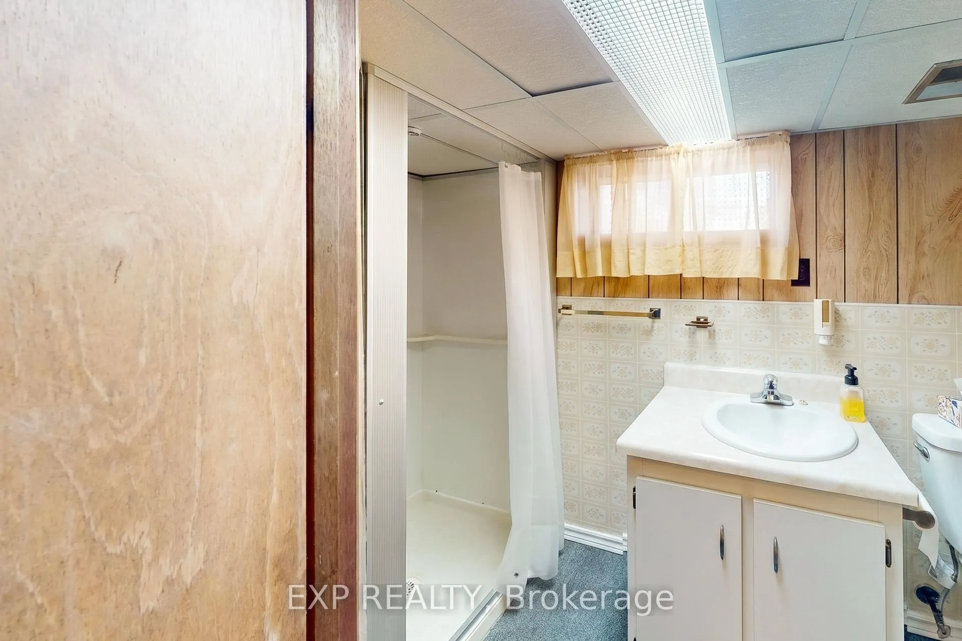 Photo 26 of 6441 Monroe Street, Niagara Falls, Dorchester — HOMEH