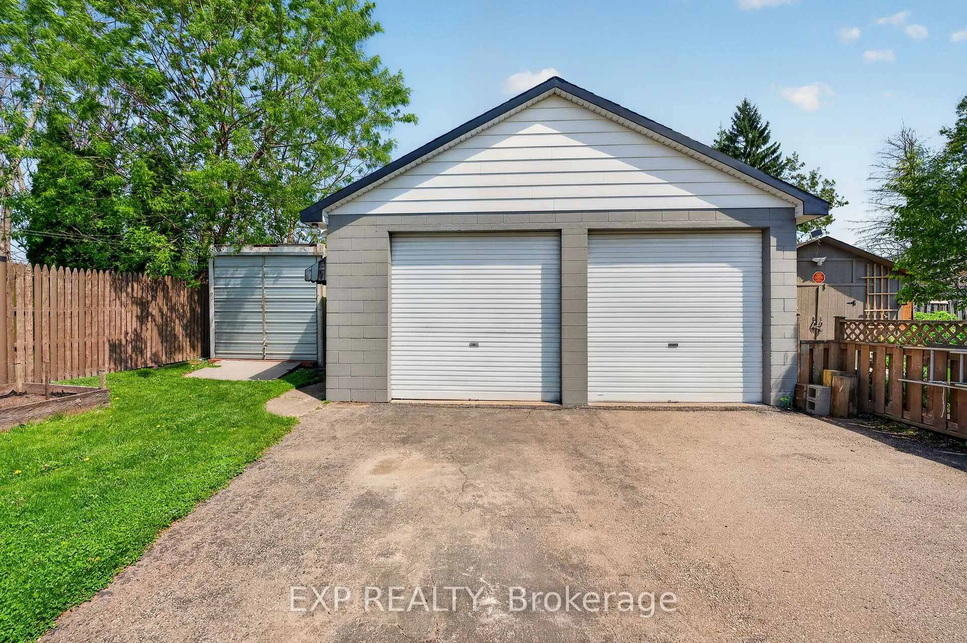 Photo 29 of 6441 Monroe Street, Niagara Falls, Dorchester — HOMEH