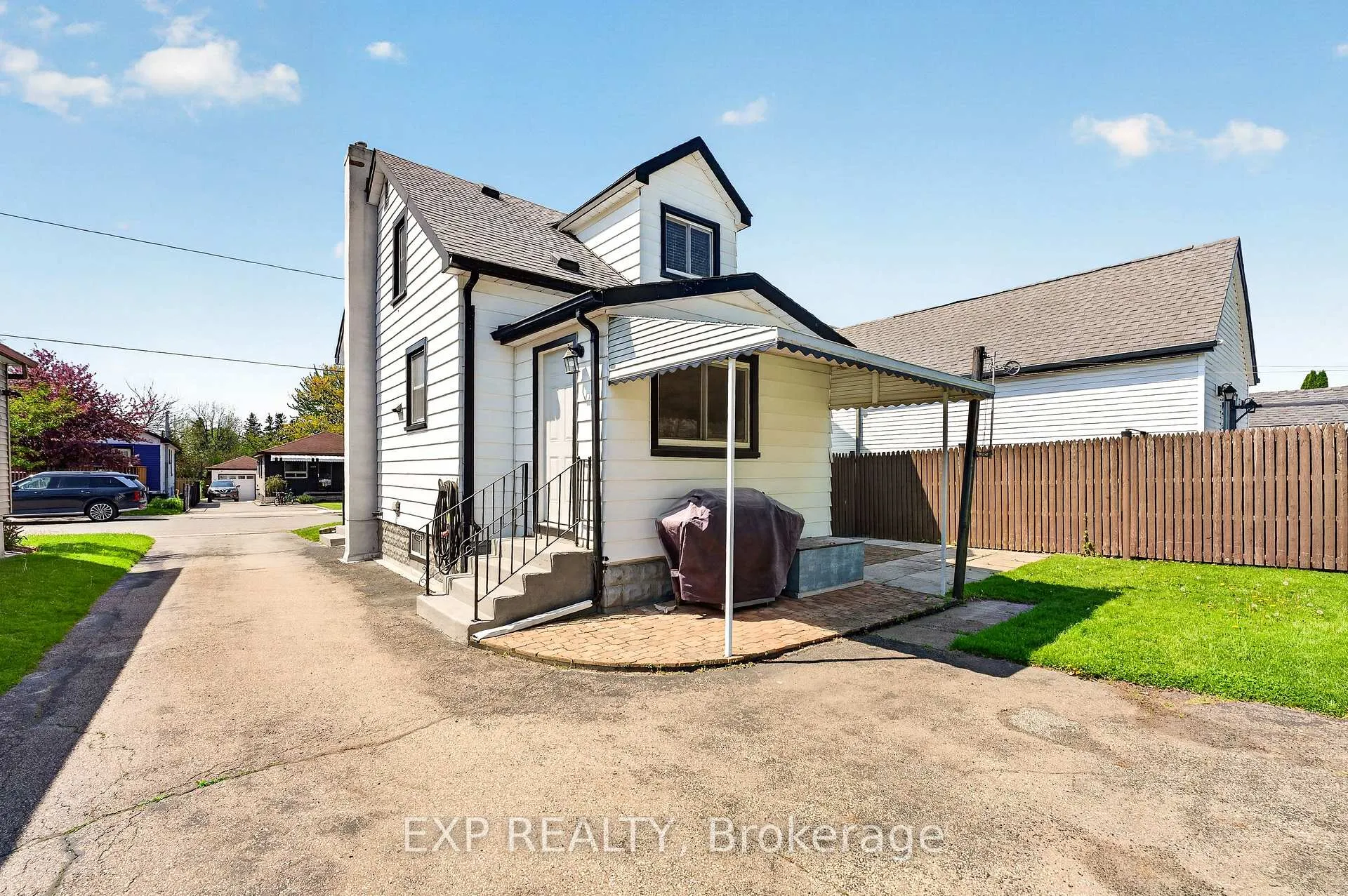 Photo 33 of 6441 Monroe Street, Niagara Falls, Dorchester — HOMEH