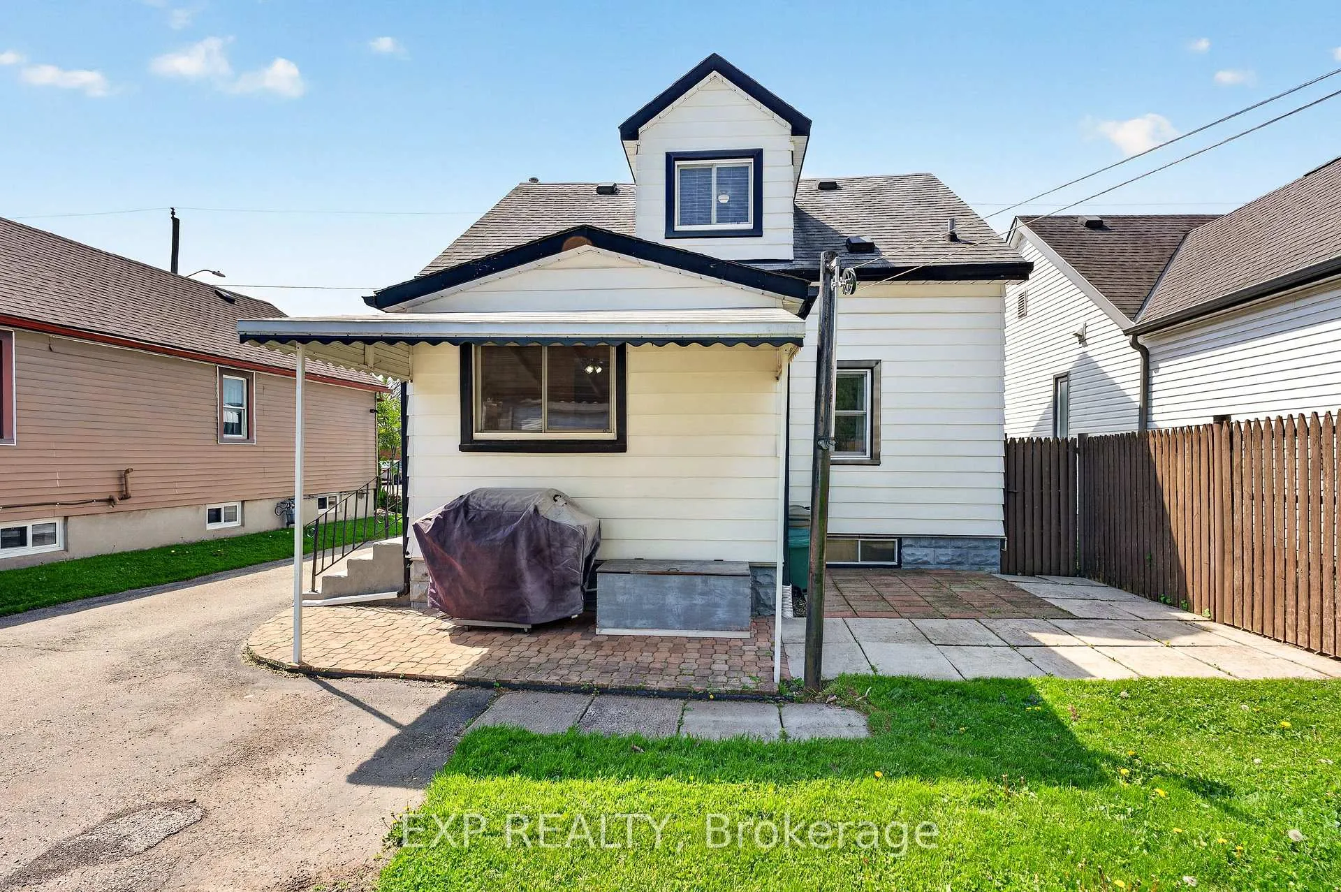 Photo 37 of 6441 Monroe Street, Niagara Falls, Dorchester — HOMEH