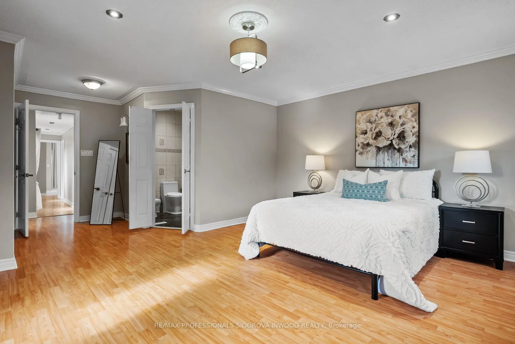 Photo 18 of 197 Lambton Avenue, Toronto, Rockcliffe-Smythe — HOMEH