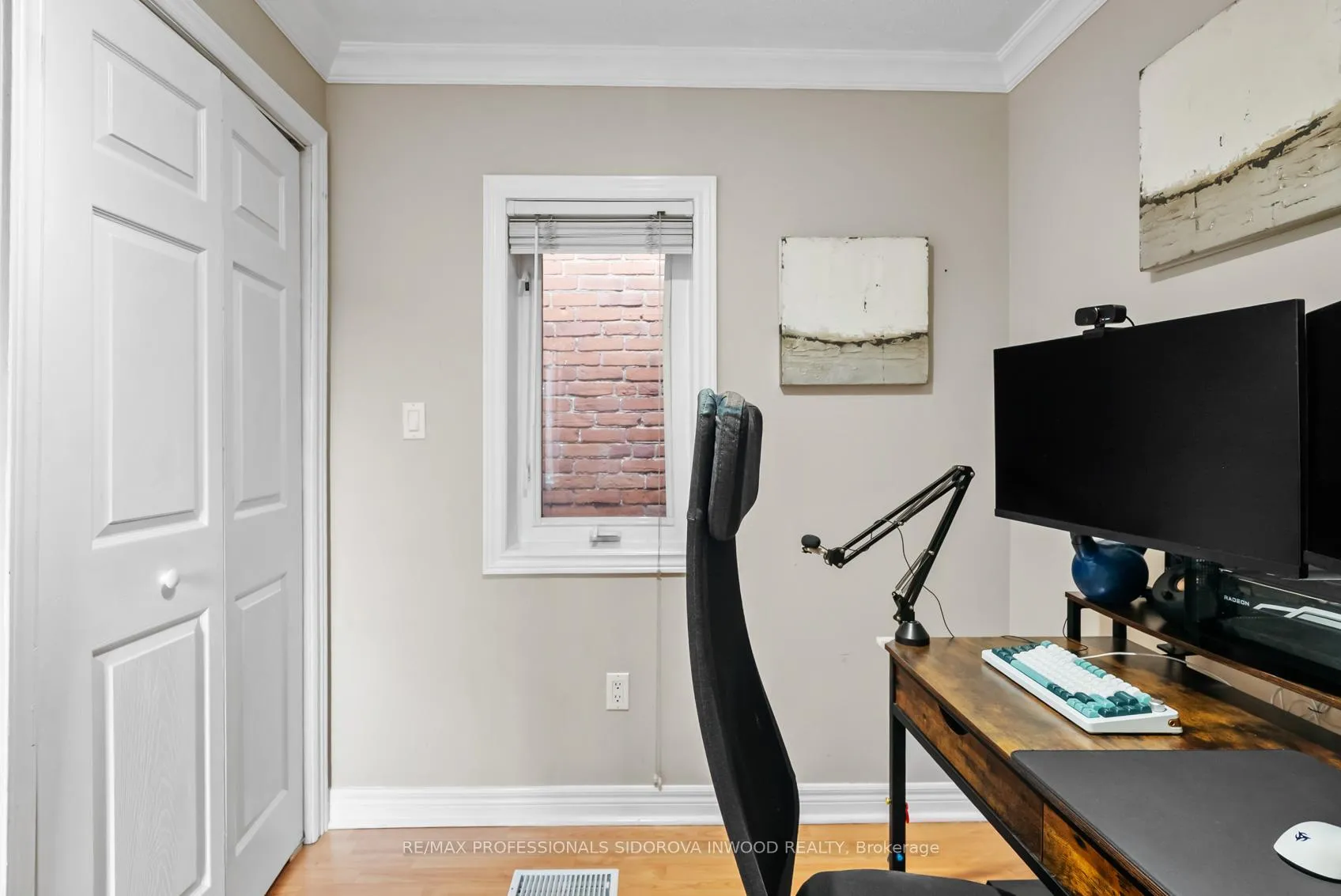 Photo 25 of 197 Lambton Avenue, Toronto, Rockcliffe-Smythe — HOMEH