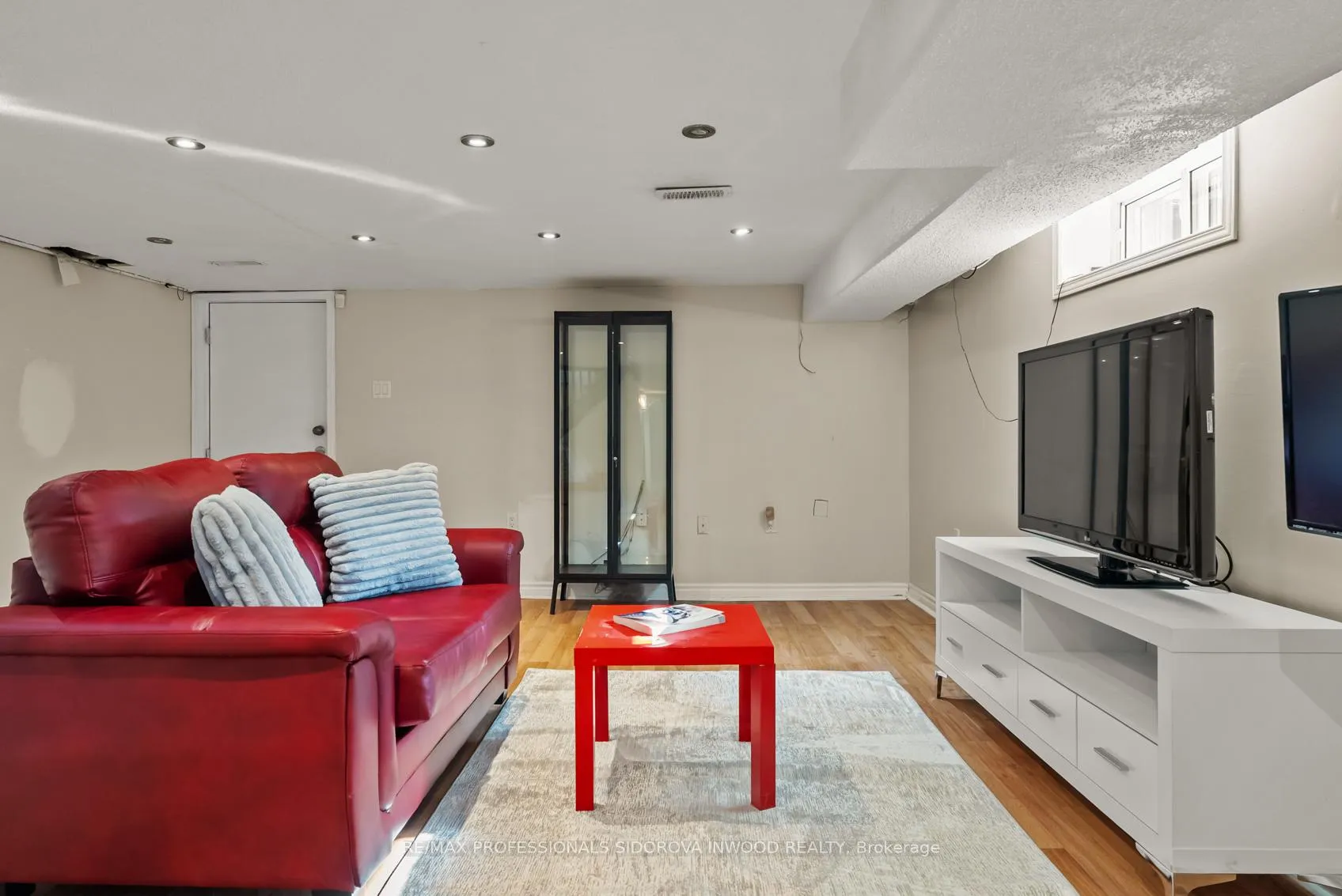 Photo 29 of 197 Lambton Avenue, Toronto, Rockcliffe-Smythe — HOMEH