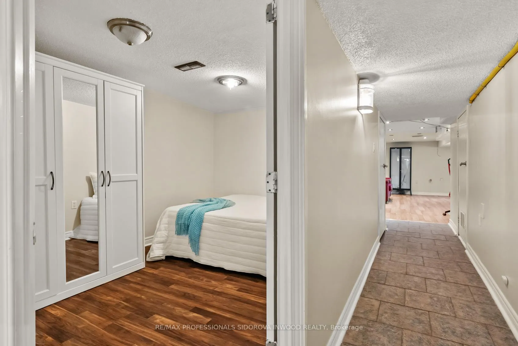 Photo 30 of 197 Lambton Avenue, Toronto, Rockcliffe-Smythe — HOMEH