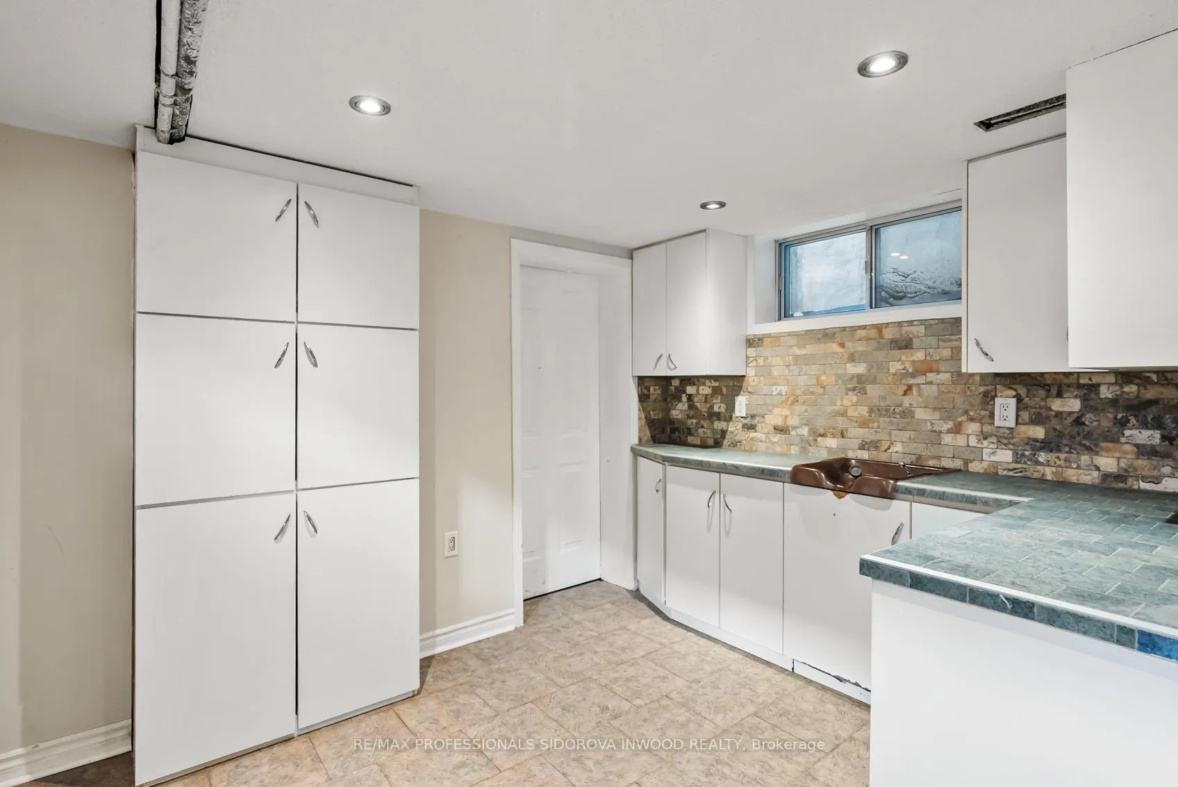 Photo 34 of 197 Lambton Avenue, Toronto, Rockcliffe-Smythe — HOMEH