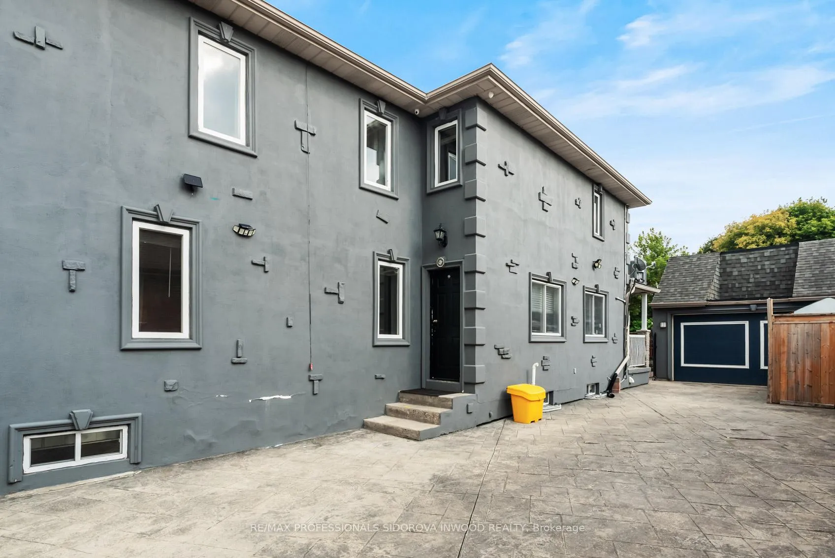 Photo 36 of 197 Lambton Avenue, Toronto, Rockcliffe-Smythe — HOMEH