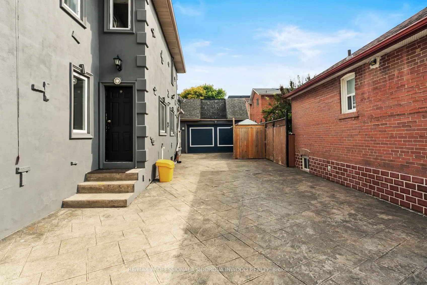 Photo 37 of 197 Lambton Avenue, Toronto, Rockcliffe-Smythe — HOMEH