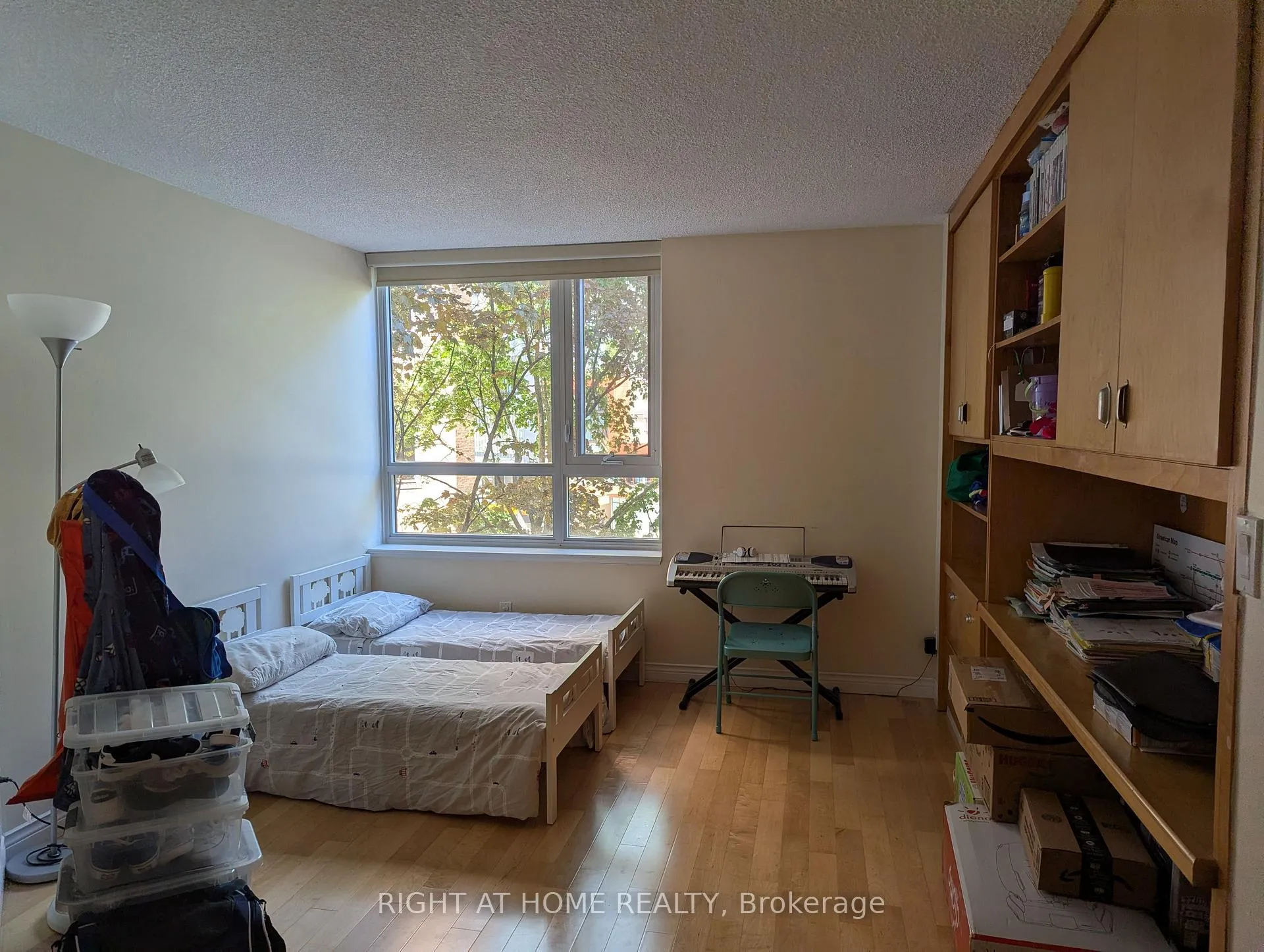Photo 16 of Unit 405, 55 Wellesley Street E, Toronto, Church-Yonge Corridor — HOMEH