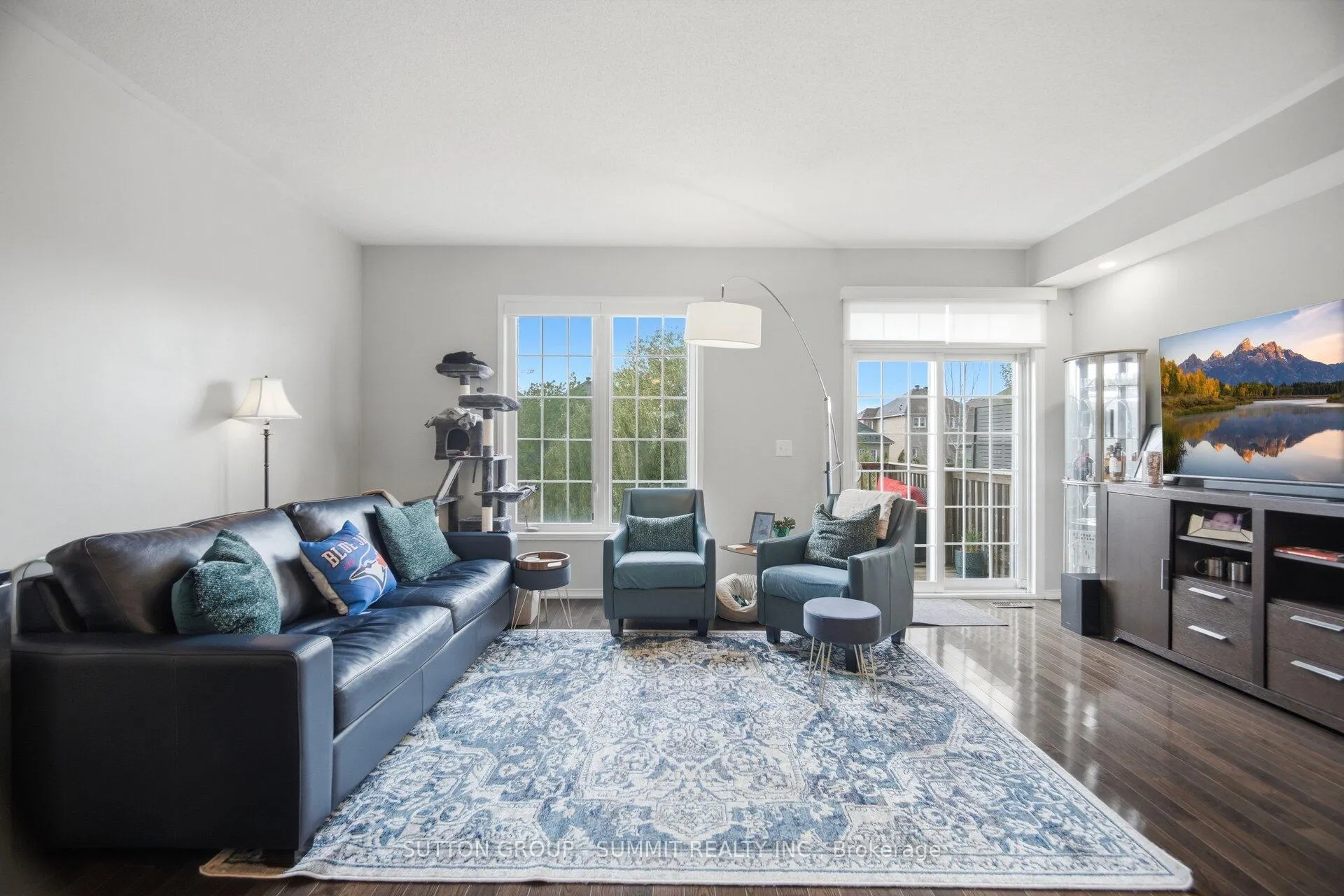 Photo 3 of Unit 15, 745 Farmstead Drive, Milton, Willmott — HOMEH