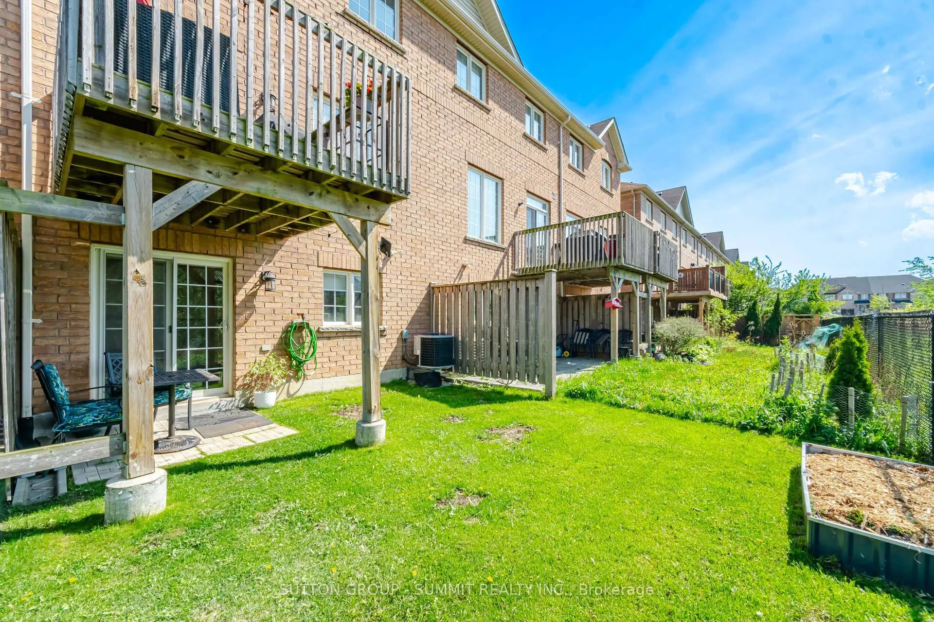 Photo 31 of Unit 15, 745 Farmstead Drive, Milton, Willmott — HOMEH