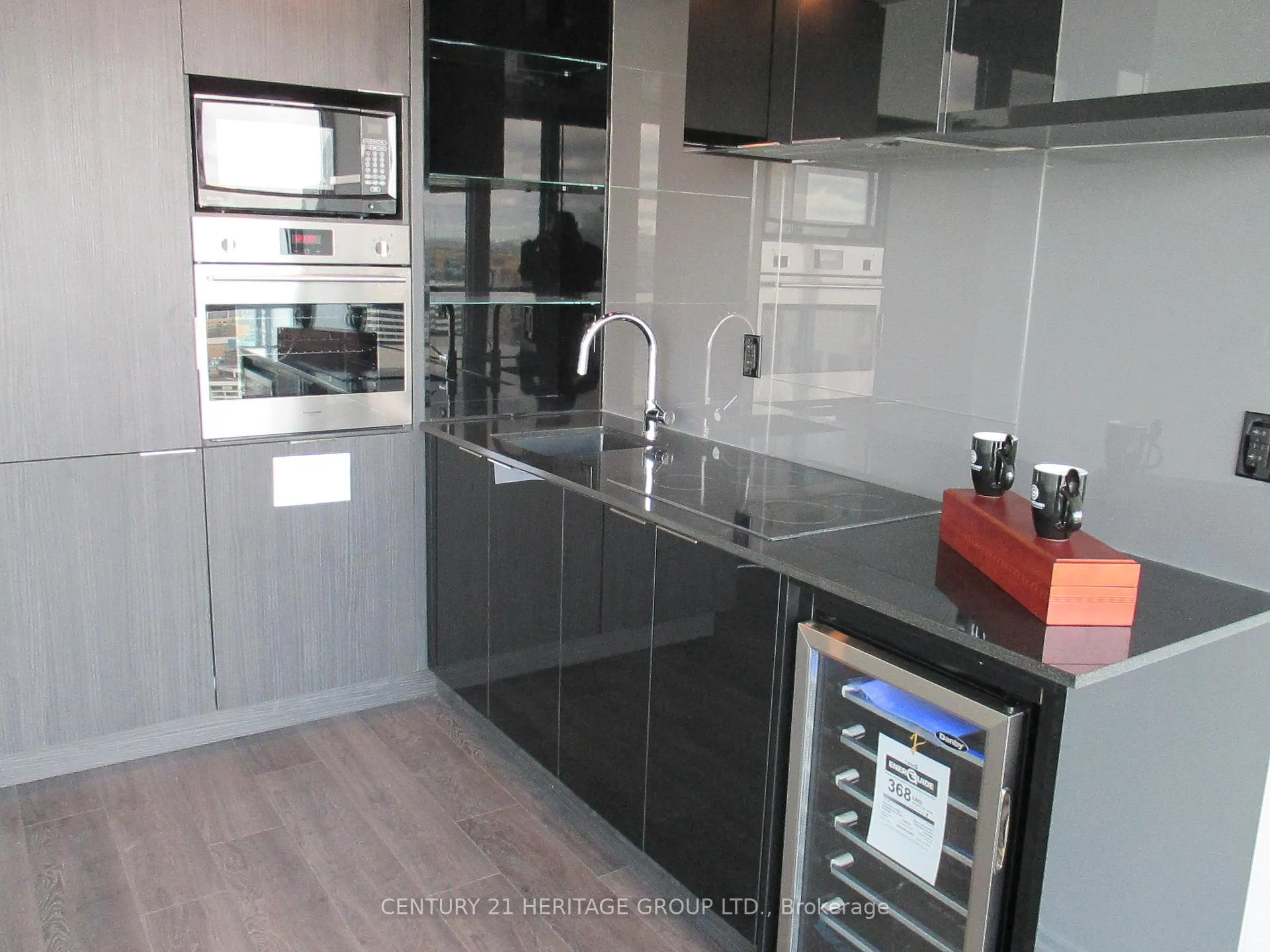 Photo 8 of Unit 4802, 70 Temperance Street, Toronto, Bay Street Corridor — HOMEH