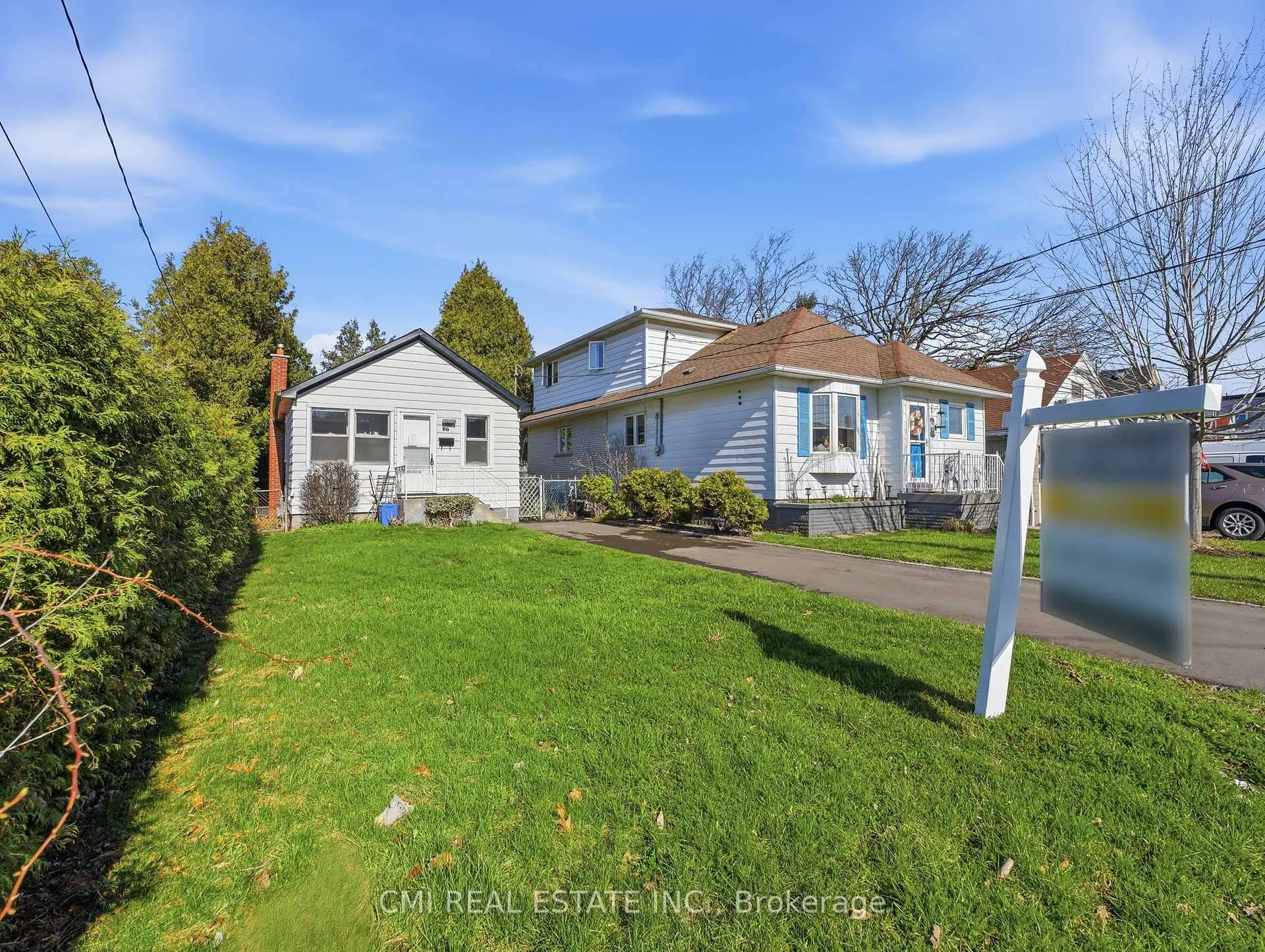 Photo 5 of 86 Adair Avenue S, Hamilton, Glenview — HOMEH