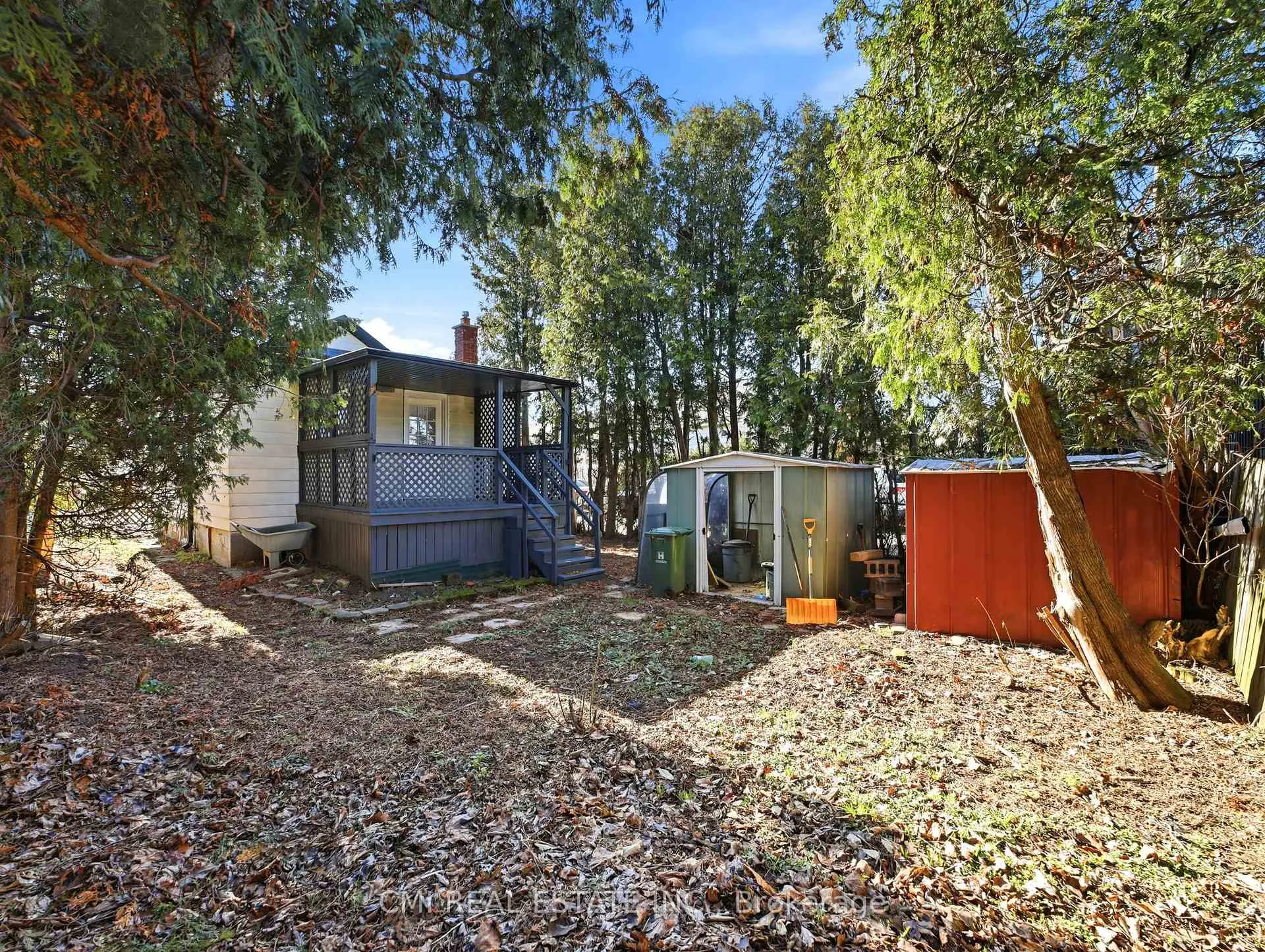 Photo 26 of 86 Adair Avenue S, Hamilton, Glenview — HOMEH