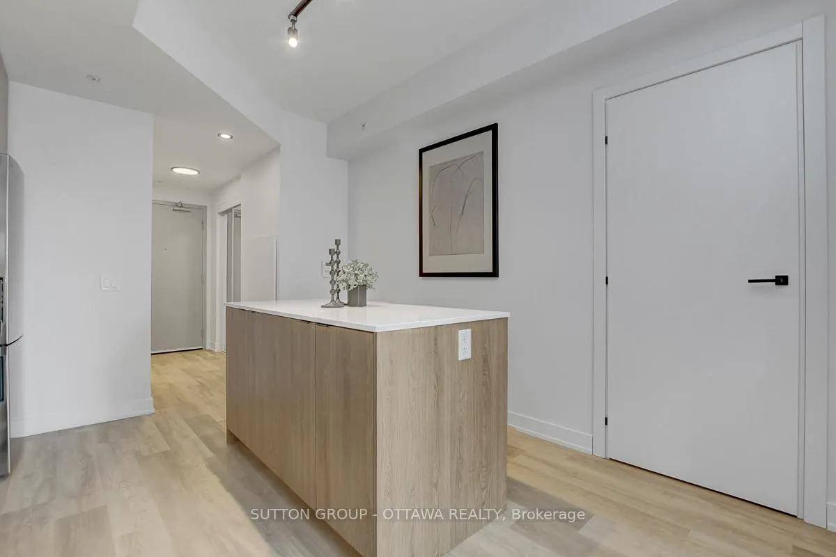 Photo 13 of Unit 1402, 400 Albert Street, Ottawa, Ottawa Centre — HOMEH