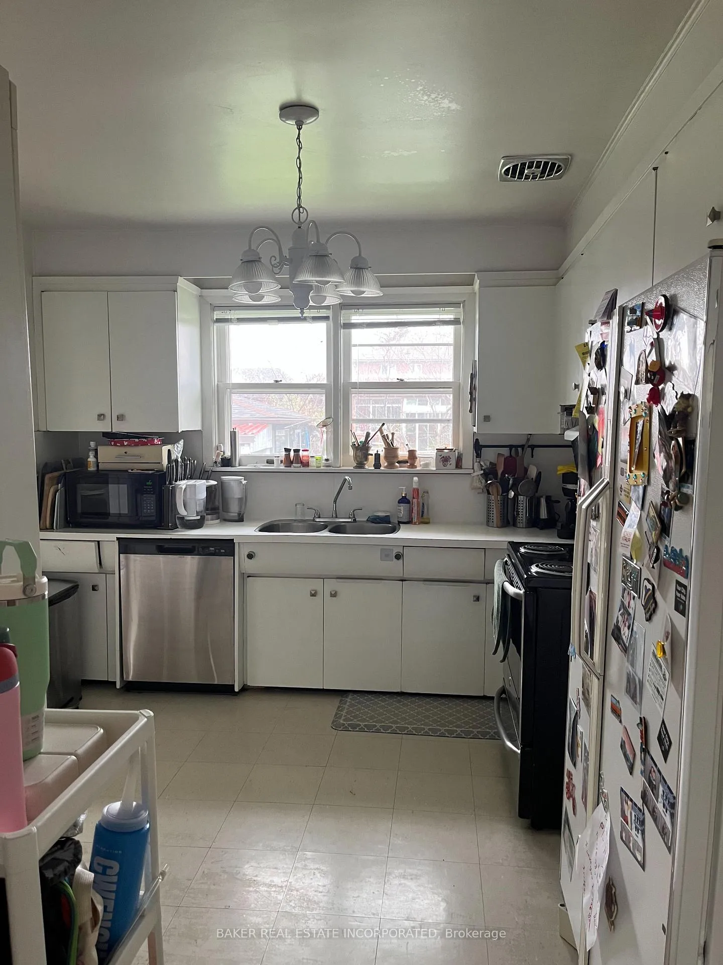 Photo 5 of 156 Cocksfield Avenue, North York, Bathurst Manor — HOMEH