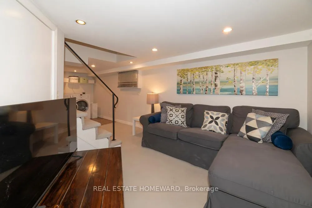 Photo 18 of 55 Devon Road, Toronto, East End-Danforth — HOMEH