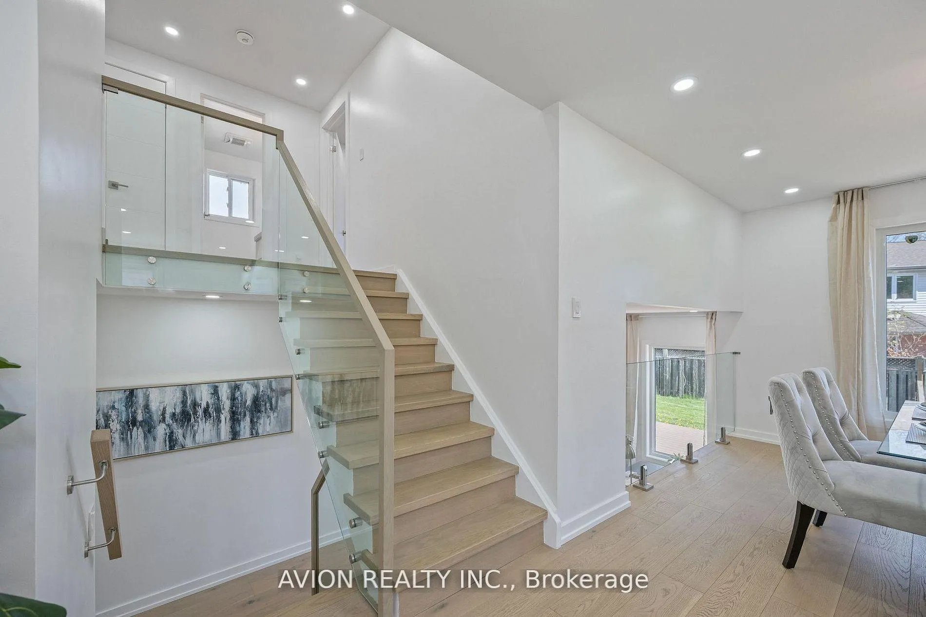 Photo 15 of 1397 Highgate Court, Oakville, Falgarwood — HOMEH