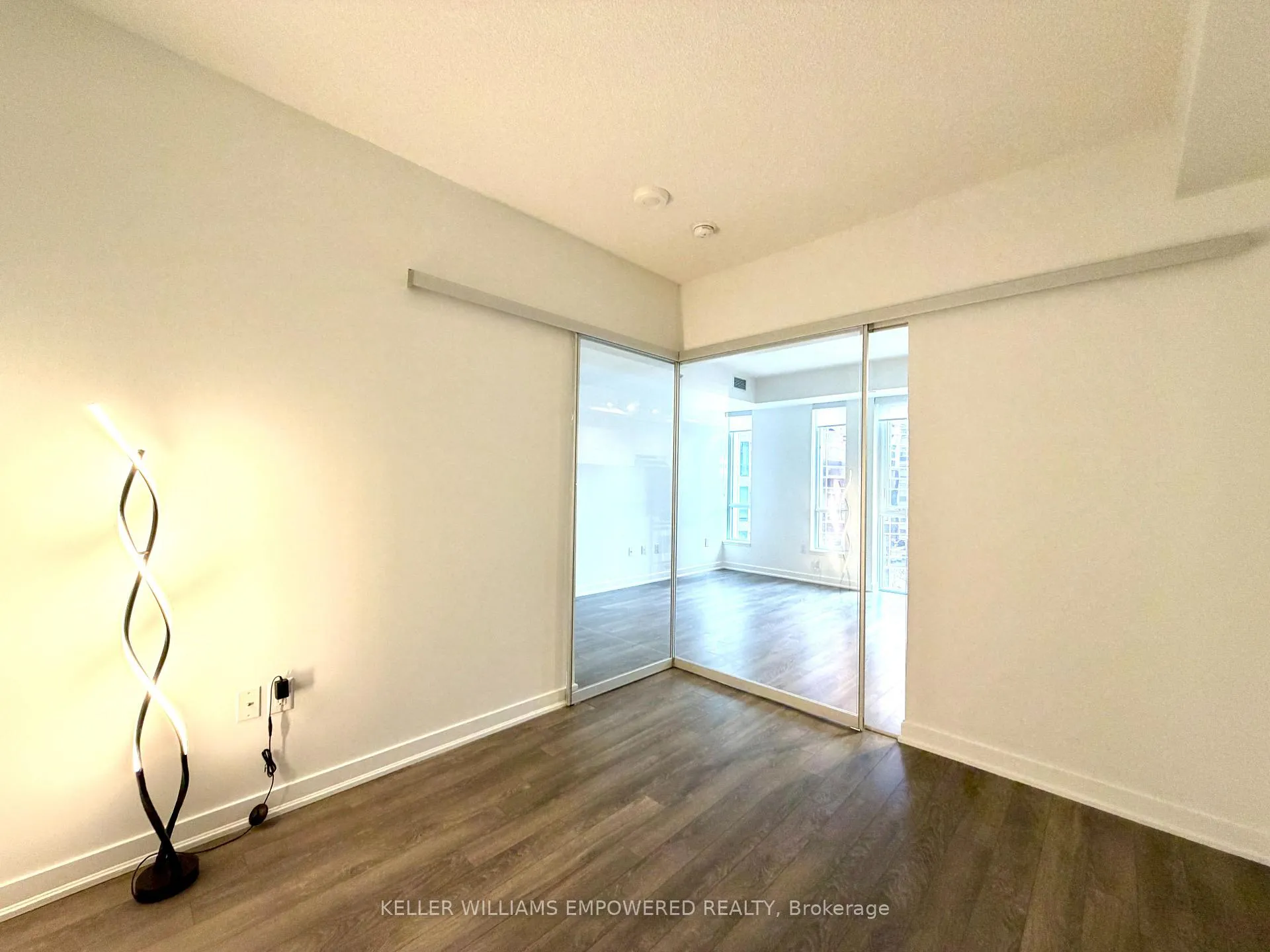 Photo 11 of Unit R507, 31 Phipps Street, Toronto, Bay Street Corridor — HOMEH