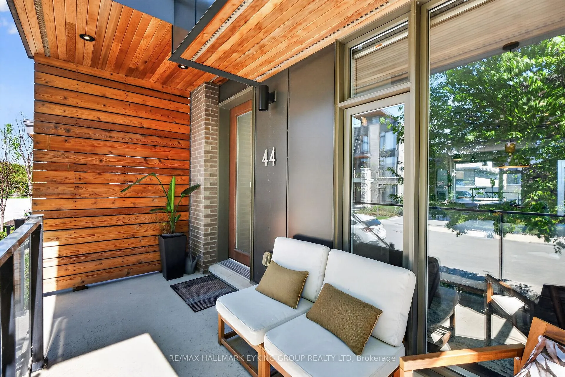Photo 6 of 44 Telmon Street, Ottawa, Ottawa East — HOMEH