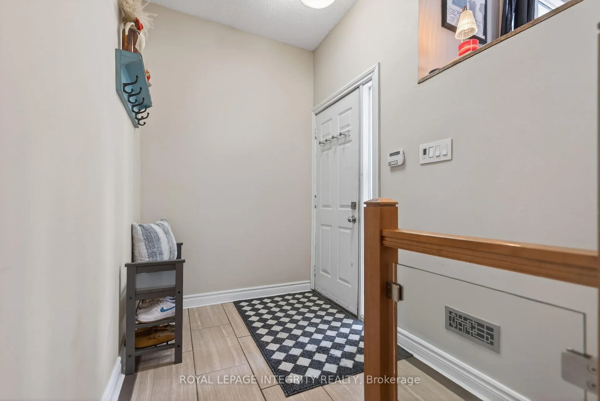 Photo 4 of 24 Westcliffe Road, Ottawa, Westcliffe Estates — HOMEH