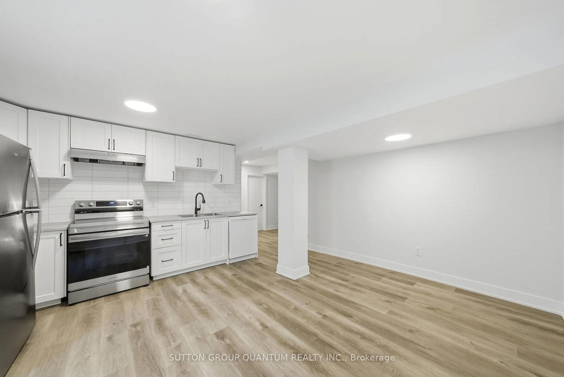 Photo 4 of Unit basement, 2529 Cavendish Drive, Burlington, Brant Hills — HOMEH