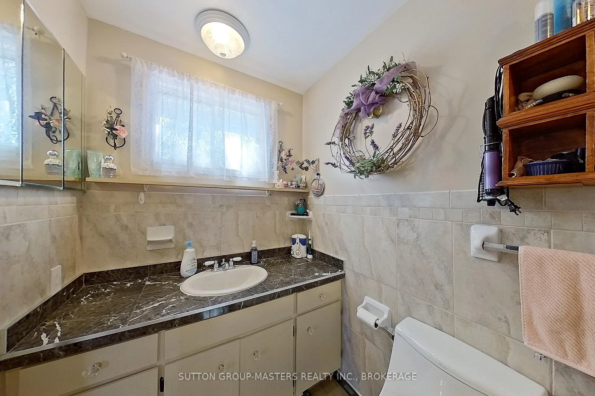 Photo 29 of 1104 Sidney Street N, Belleville, Thurlow Ward — HOMEH