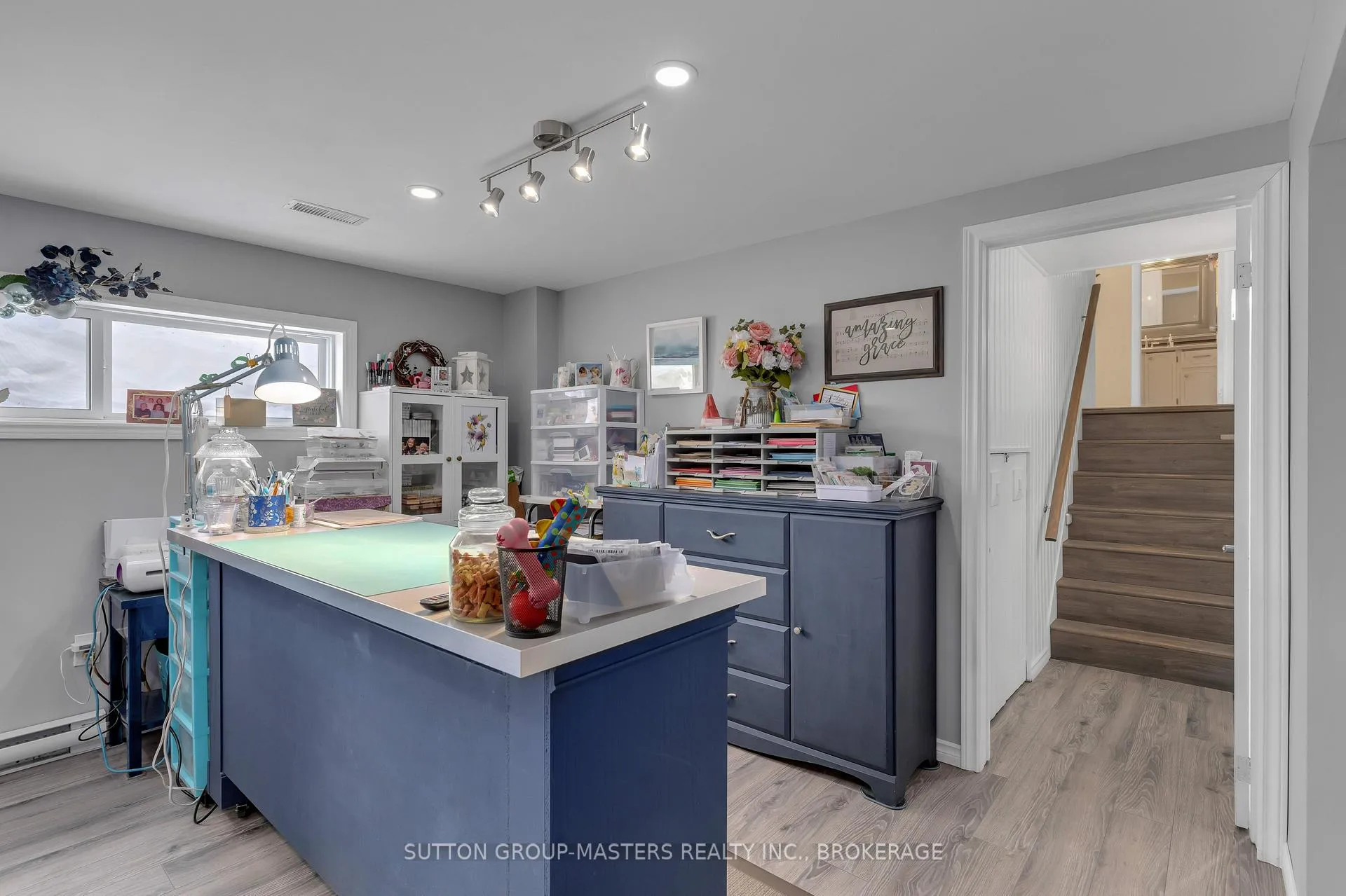 Photo 31 of 1104 Sidney Street N, Belleville, Thurlow Ward — HOMEH