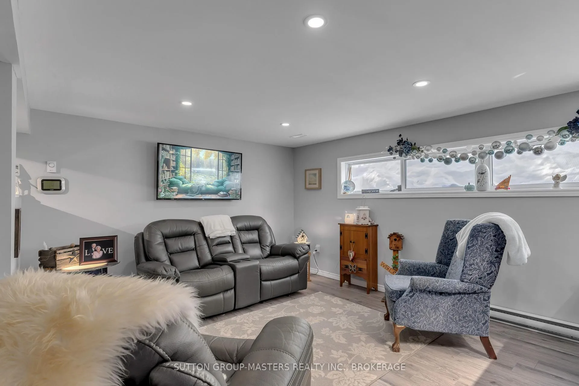 Photo 32 of 1104 Sidney Street N, Belleville, Thurlow Ward — HOMEH