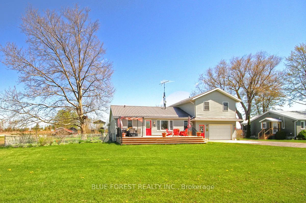 Photo 4 of 18487 Raglan Road, Chatham-Kent, Blenheim — HOMEH