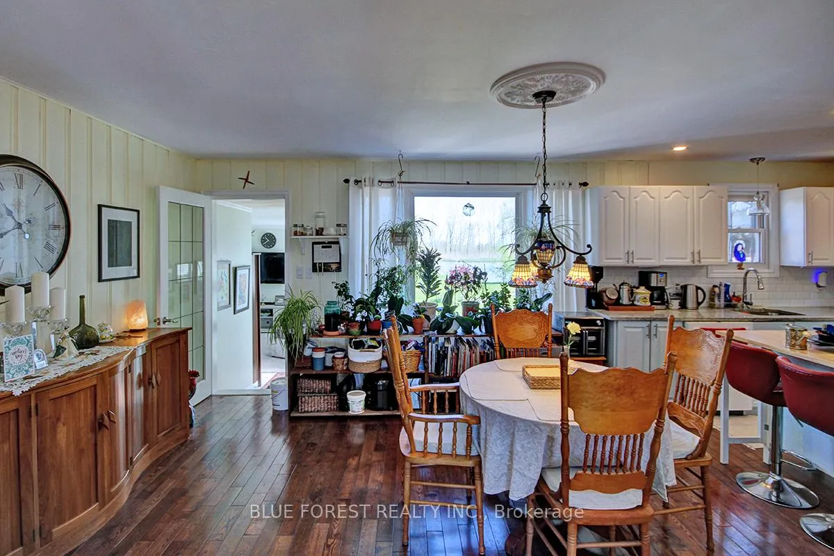 Photo 9 of 18487 Raglan Road, Chatham-Kent, Blenheim — HOMEH
