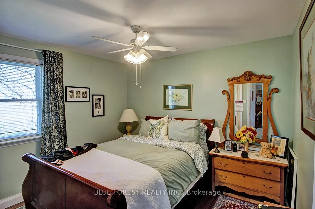 Photo 15 of 18487 Raglan Road, Chatham-Kent, Blenheim — HOMEH