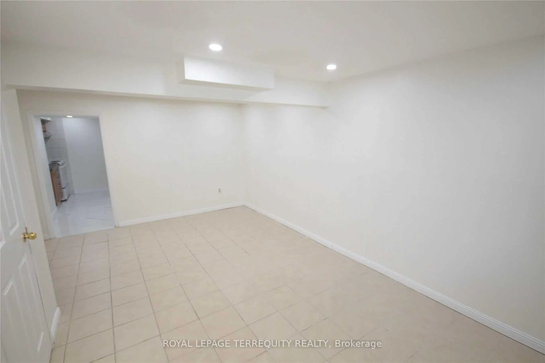 Photo 2 of Unit BSMNT, 111 Caronia Square, Scarborough, Malvern — HOMEH