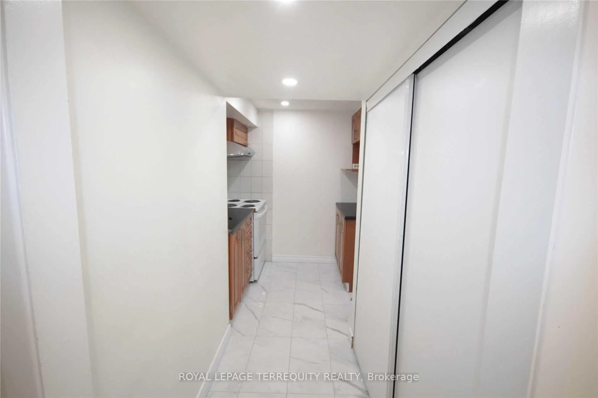 Photo 5 of Unit BSMNT, 111 Caronia Square, Scarborough, Malvern — HOMEH
