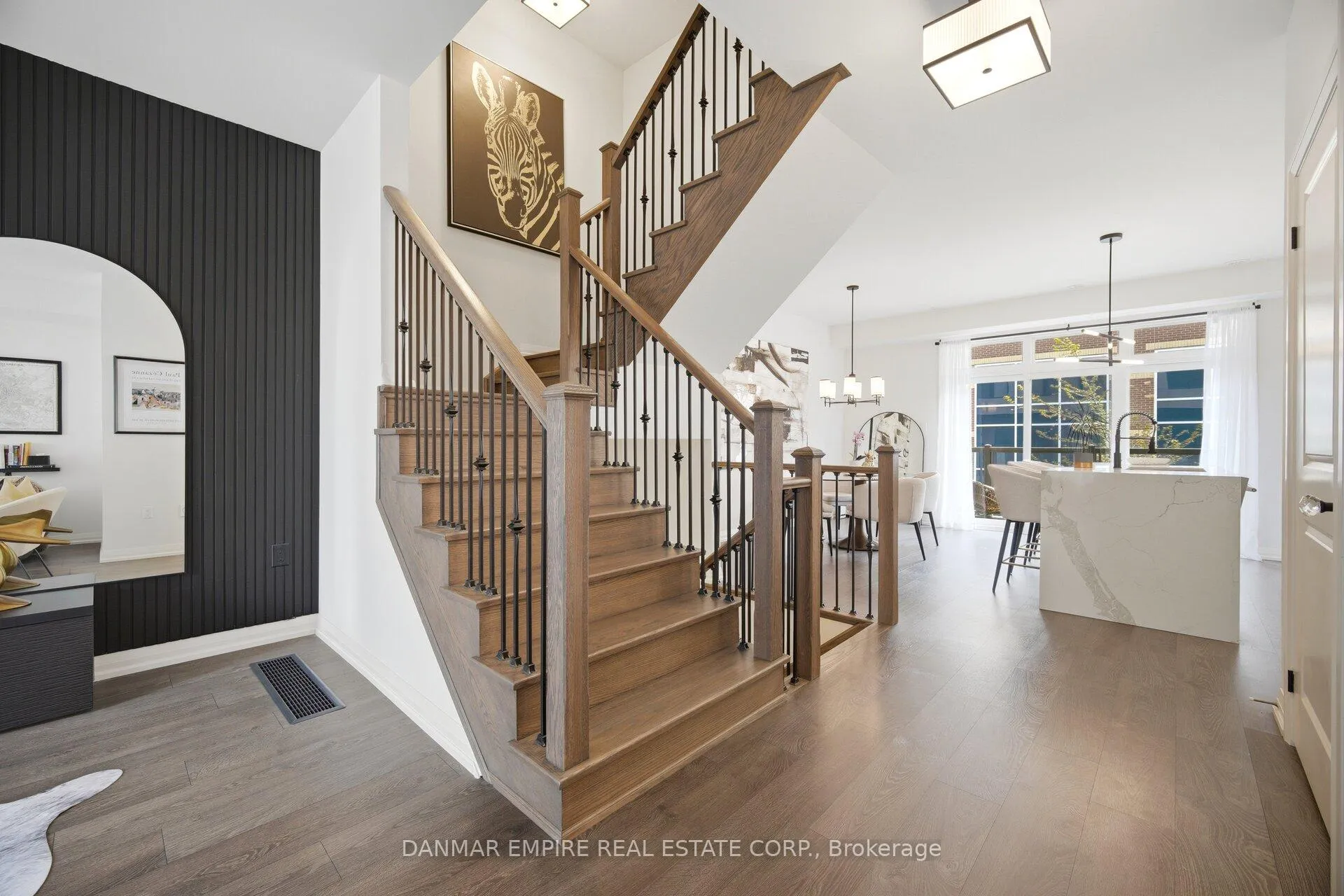 Photo 9 of 6 Canner Court, Vaughan, Patterson — HOMEH