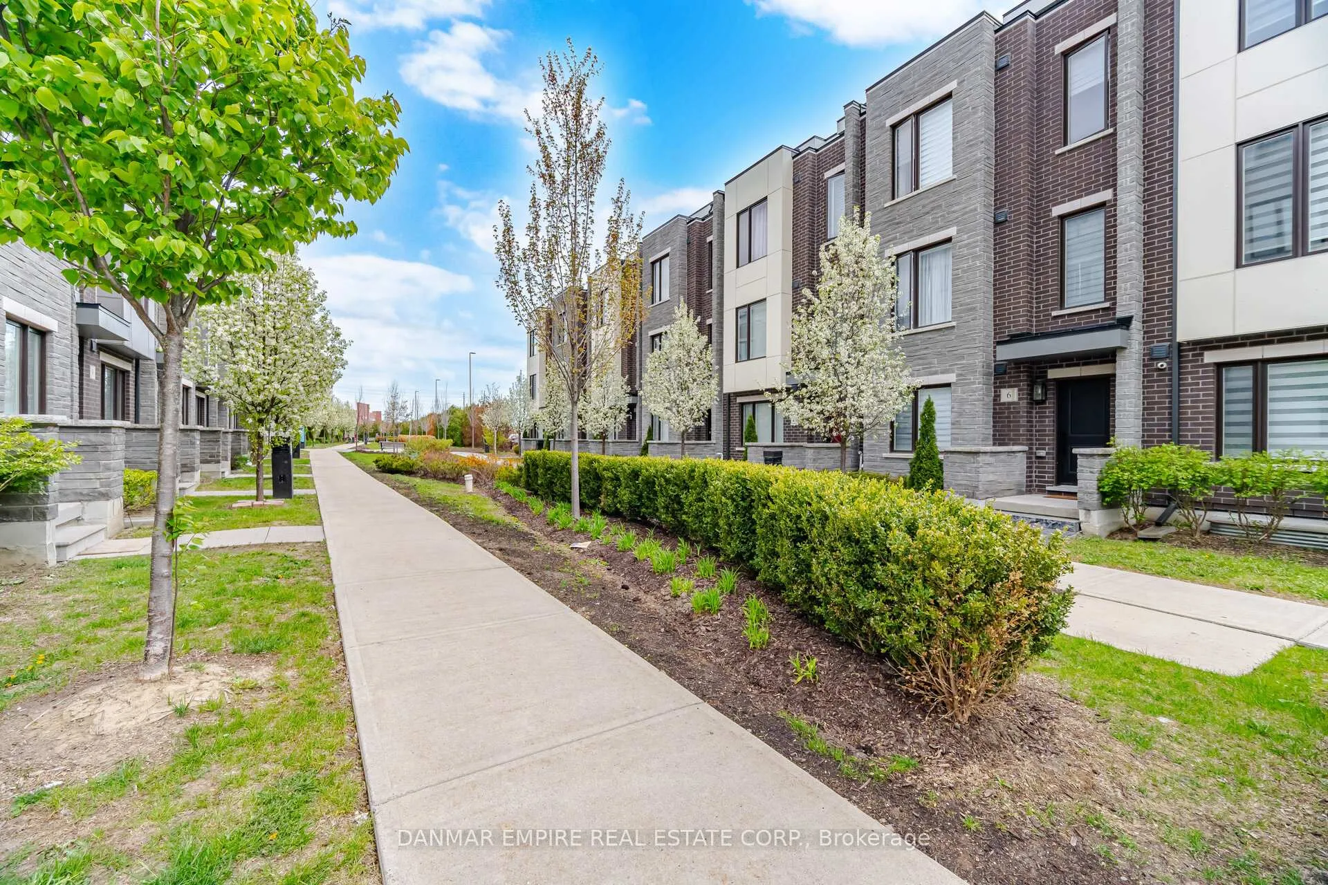 Photo 49 of 6 Canner Court, Vaughan, Patterson — HOMEH